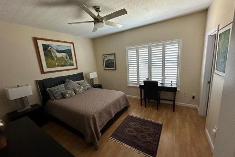 House in Orlando, Florida 4 bedrooms, 371.42 sq.m. № 2166419 - photo 29