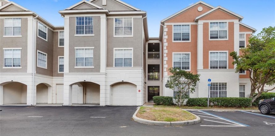 Condo in Orlando, Florida, 1 bedroom № 1751019
