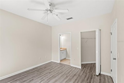 Condo in Orlando, Florida, 1 bedroom  № 1751019 - photo 12