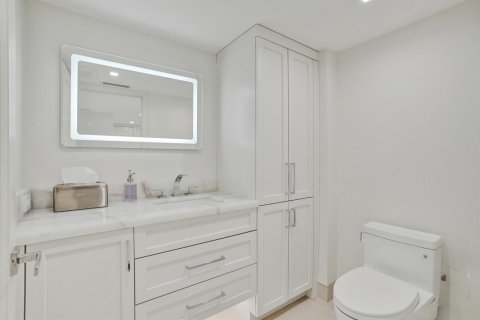 Copropriété à vendre à Fort Lauderdale, Floride: 3 chambres, 222.97 m2 № 2181902 - photo 28