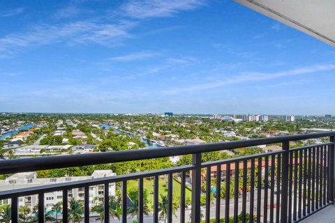 Copropriété à vendre à Fort Lauderdale, Floride: 3 chambres, 222.97 m2 № 2181902 - photo 21
