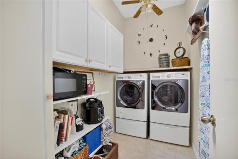 Condo in Sun City Center, Florida, 3 bedrooms  № 1899546 - photo 18
