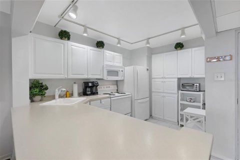 Condominio en venta en Largo, Florida, 2 dormitorios, 97.08 m2 № 1841598 - foto 6