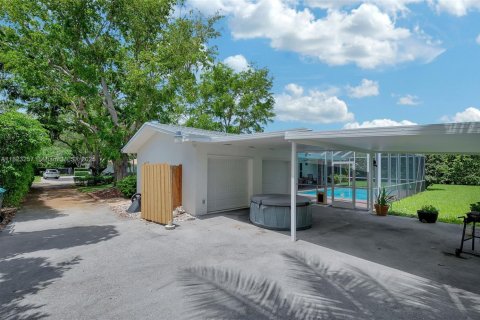 Casa en venta en Pinecrest, Florida, 5 dormitorios, 218.23 m2 № 1920944 - foto 7