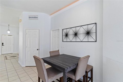 House in Davenport, Florida 5 bedrooms, 217.86 sq.m. № 1878326 - photo 8