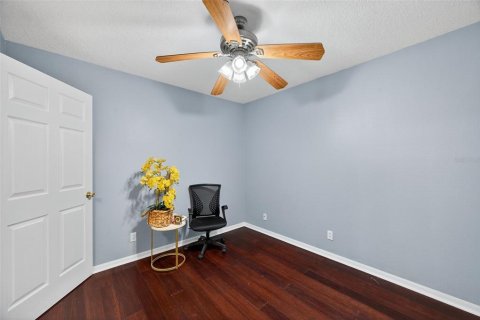 Condo in Valrico, Florida, 3 bedrooms  № 1901940 - photo 17