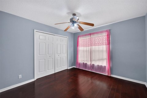 Condo in Valrico, Florida, 3 bedrooms  № 1901940 - photo 22