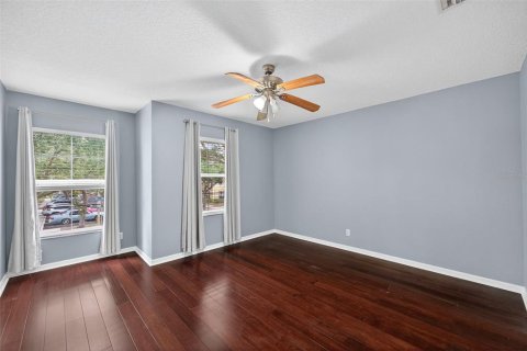 Condo in Valrico, Florida, 3 bedrooms  № 1901940 - photo 26