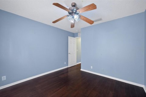 Condo in Valrico, Florida, 3 bedrooms  № 1901940 - photo 24