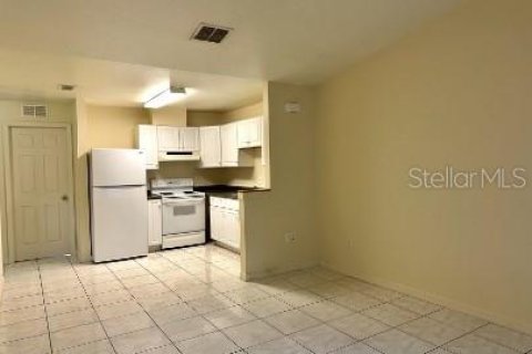 Appartement à louer à Dade City, Floride: 2 chambres, 81.29 m2 № 1870613 - photo 4