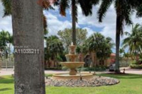 Condominio en alquiler en Doral, Florida, 3 dormitorios, 136.01 m2 № 1996248 - foto 14