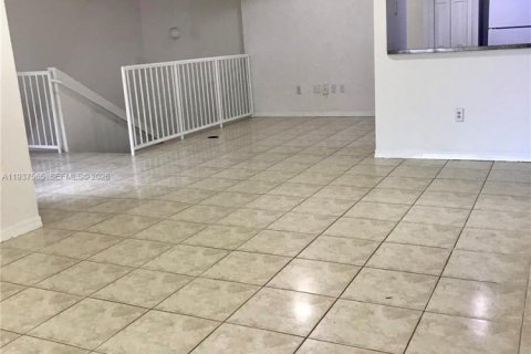 Condominio en alquiler en Doral, Florida, 3 dormitorios, 136.01 m2 № 1996248 - foto 7