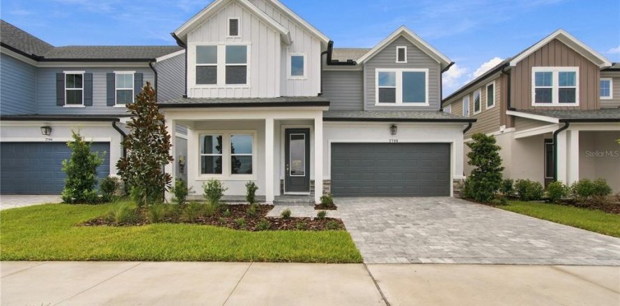 House in Odessa, Florida 4 bedrooms, 261.52 sq.m. № 2235669