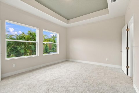House in Odessa, Florida 4 bedrooms, 261.52 sq.m. № 2235669 - photo 3