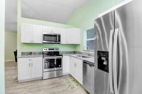 House in Lake Placid, Florida 2 bedrooms, 91.04 sq.m. № 1853633 - photo 11