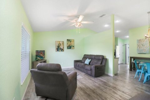 House in Lake Placid, Florida 2 bedrooms, 91.04 sq.m. № 1853633 - photo 4