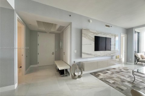 Copropriété à louer à Sunny Isles Beach, Floride: 3 chambres, 216.18 m2 № 2169586 - photo 3