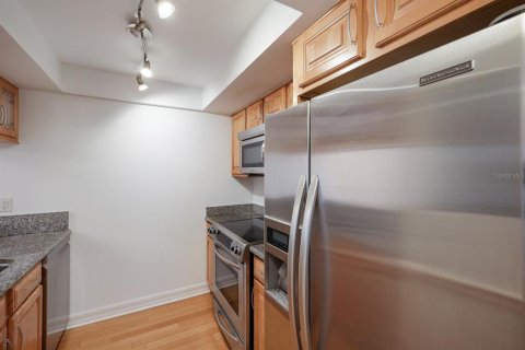 Copropriété à vendre à Sarasota, Floride: 2 chambres, 91.97 m2 № 1385367 - photo 7