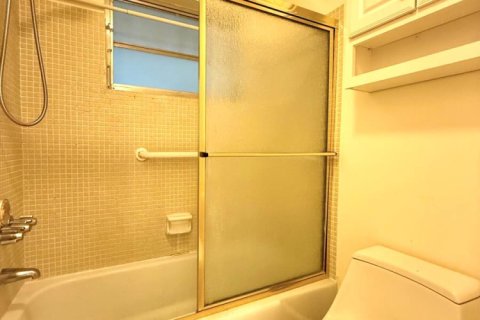 Condominio en venta en Boynton Beach, Florida, 1 dormitorio, 88.63 m2 № 2154534 - foto 23