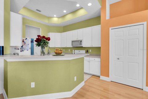 House in Trinity, Florida 4 bedrooms, 215.44 sq.m. № 1634106 - photo 8