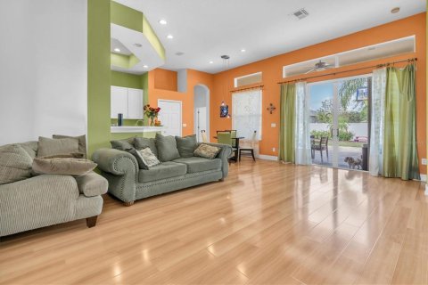 House in Trinity, Florida 4 bedrooms, 215.44 sq.m. № 1634106 - photo 7