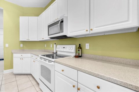 House in Trinity, Florida 4 bedrooms, 215.44 sq.m. № 1634106 - photo 9