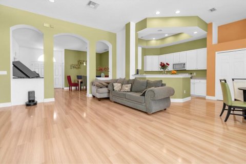 House in Trinity, Florida 4 bedrooms, 215.44 sq.m. № 1634106 - photo 4