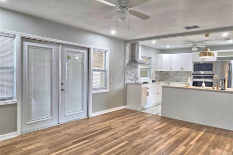 Casa en venta en Winter Haven, Florida, 3 dormitorios, 162.76 m2 № 1742651 - foto 25