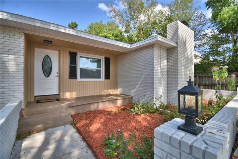 Casa en venta en Winter Haven, Florida, 3 dormitorios, 162.76 m2 № 1742651 - foto 9