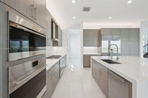 Casa en alquiler en Palm Beach Gardens, Florida, 5 dormitorios, 396.41 m2 № 2026423 - foto 18