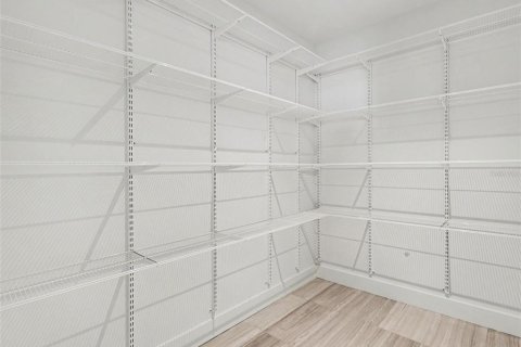 Condominio en alquiler en Tampa, Florida, 3 dormitorios, 223.34 m2 № 2314155 - foto 28
