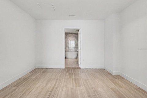 Condominio en alquiler en Tampa, Florida, 3 dormitorios, 223.34 m2 № 2314155 - foto 19