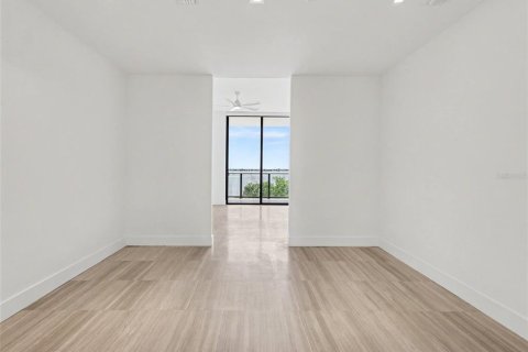 Condominio en alquiler en Tampa, Florida, 3 dormitorios, 223.34 m2 № 2314155 - foto 18