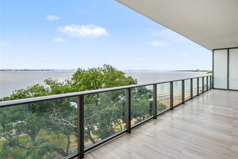 Condominio en alquiler en Tampa, Florida, 3 dormitorios, 223.34 m2 № 2314155 - foto 29