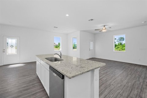Touwnhouse à vendre à Poinciana, Floride: 3 chambres, 166.76 m2 № 2137307 - photo 9