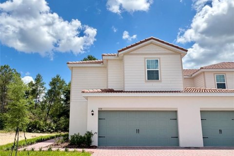 Touwnhouse à Poinciana, Floride 3 chambres, 166.76 m2 № 2137307