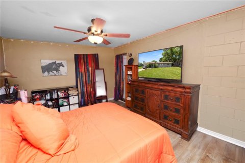 Villa ou maison à vendre à Auburndale, Floride: 4 chambres, 95.32 m2 № 2232176 - photo 15