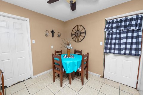 Villa ou maison à vendre à Auburndale, Floride: 4 chambres, 95.32 m2 № 2232176 - photo 11
