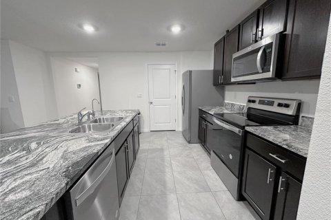 Casa en alquiler en Ocala, Florida, 3 dormitorios, 155.33 m2 № 2149753 - foto 4