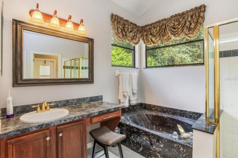 Casa en venta en Orlando, Florida, 4 dormitorios, 219.81 m2 № 1914147 - foto 21