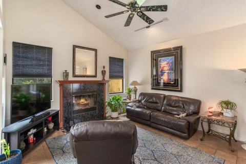 Casa en venta en Orlando, Florida, 4 dormitorios, 219.81 m2 № 1914147 - foto 18