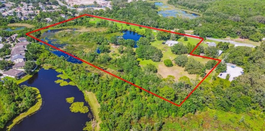 Villa ou maison à Spring Hill, Floride 2 chambres, 127.09 m2 № 1877269