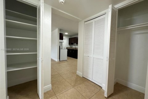 Appartement à louer à Pompano Beach, Floride: 2 chambres № 2385080 - photo 12