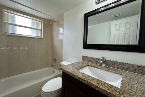 Appartement à louer à Pompano Beach, Floride: 2 chambres № 2385080 - photo 13