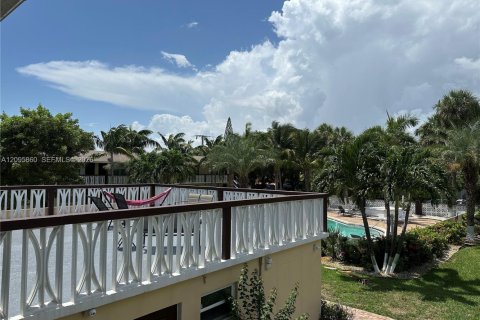 Appartement à louer à Pompano Beach, Floride: 2 chambres № 2385080 - photo 21