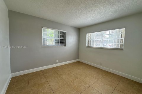 Appartement à louer à Pompano Beach, Floride: 2 chambres № 2385080 - photo 15