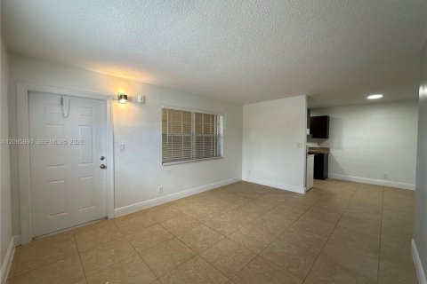Appartement à louer à Pompano Beach, Floride: 2 chambres № 2385080 - photo 8