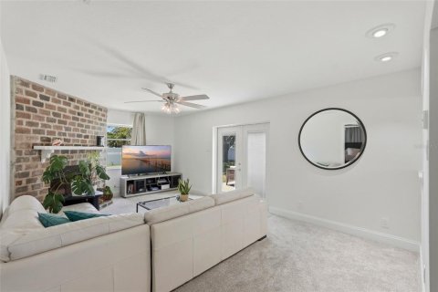 Villa ou maison à vendre à Saint Petersburg, Floride: 4 chambres, 144.83 m2 № 2226864 - photo 7