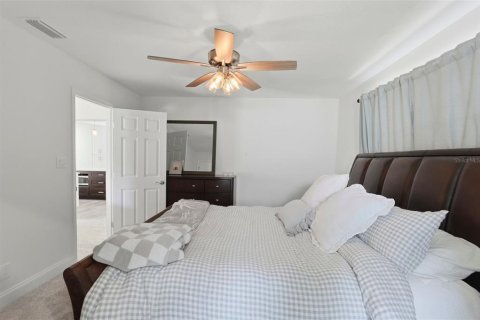 Villa ou maison à vendre à Saint Petersburg, Floride: 4 chambres, 144.83 m2 № 2226864 - photo 13