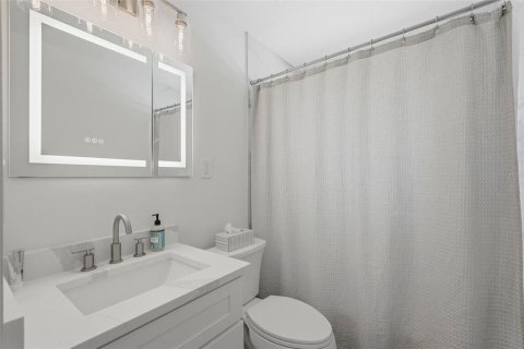 Villa ou maison à vendre à Saint Petersburg, Floride: 4 chambres, 144.83 m2 № 2226864 - photo 18